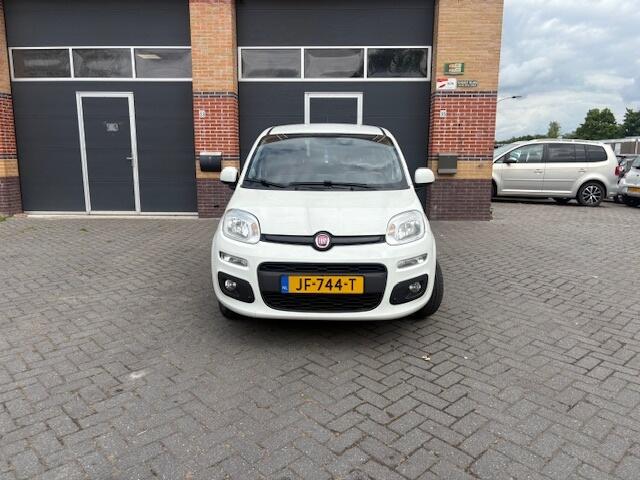 Fiat PANDA 1.2 Lounge Airco NAP Luxe Uitvoering!