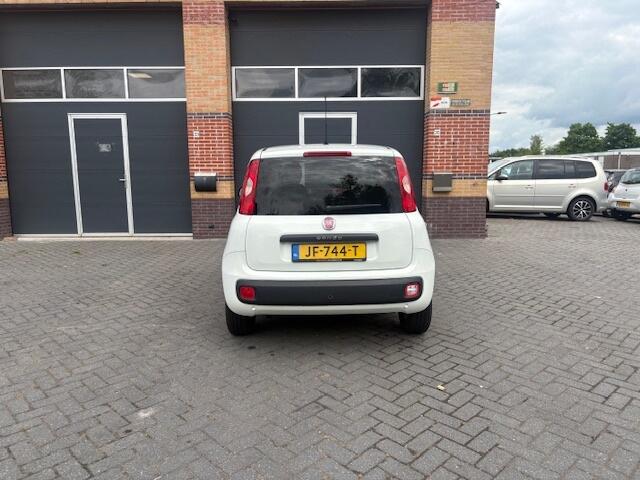 Fiat PANDA 1.2 Lounge Airco NAP Luxe Uitvoering!