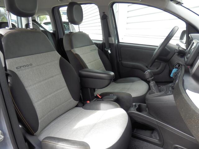 Fiat PANDA Hybrid | Cross | Clima | Voorruit + Stoel verwarming | Pdc |