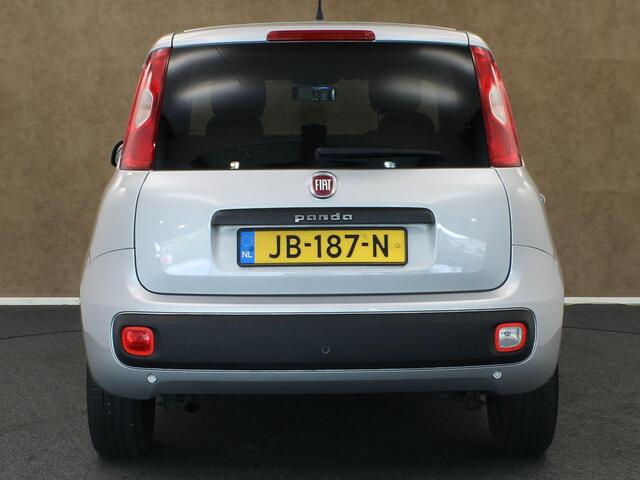 Fiat PANDA 0.9 TwinAir Lounge - ORIGINEEL NEDERLANDSE AUTO - AUTOMAAT - PARKEERSENSOREN ACHTER - NAVIGATIE - AIRCO - GOED ONDERHOUDEN!