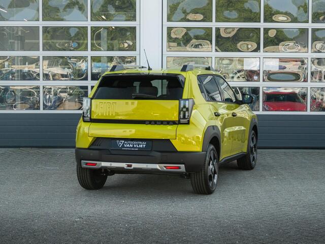 Fiat PANDA Grande La Prima 11 kW 44 kWh | Uit voorraad leverbaar | Clima | Cruise | Camera | Apple Carplay | 17" | Navi | Winter Pack