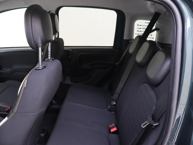 Fiat PANDA 1.0 Hybrid Pandina | Parkeersensoren | Regensensor | Cruise control | Centrale deurvergrendeling | NRM overnamelijst