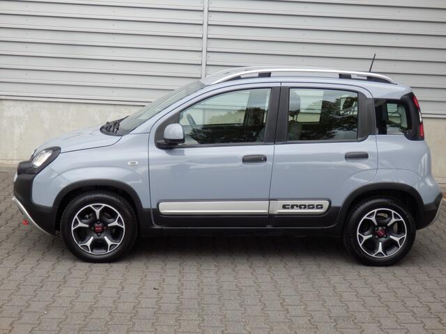 Fiat PANDA 1.0 Hybrid Cross