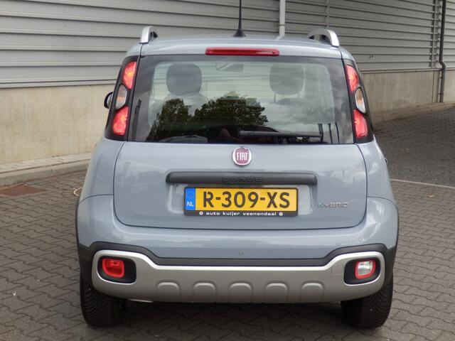 Fiat PANDA 1.0 Hybrid Cross