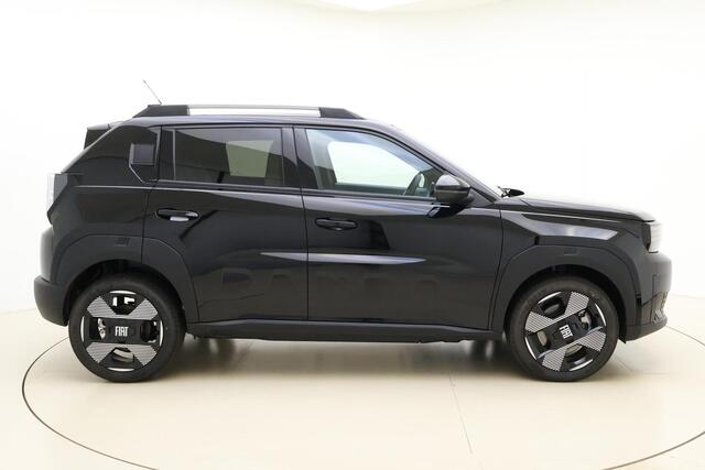 Fiat PANDA Grande La Prima 11 kW 44 kWh | NIEUW MODEL | Navigatie | Climate control | Camera | Hoge instap | Dakrails | Stoel- en stuurverwarming | verwarmbaar voorraam