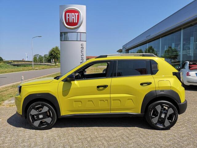 Fiat PANDA Grande La Prima 11 kW 44 kWh | Op voorraad | Full Option | Winter pack | Camera |