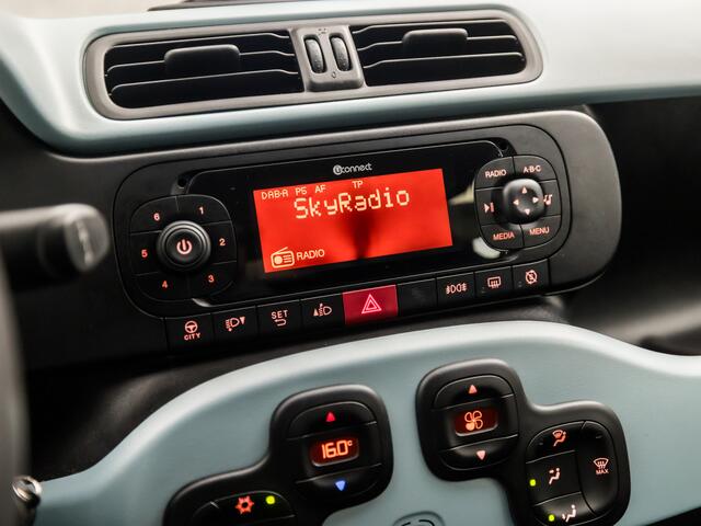 Fiat PANDA 1.0 Cross Sport (NAVIGATIE, CLIMATE, TREKHAAK, GETINT GLAS, SPORTSTOELEN, CRUISE, LM VELGEN, PARKEERSENSOREN, ELEK RAMEN, NIEUWE APK, NIEUWSTAAT)