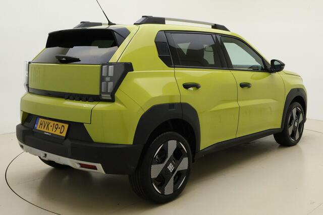 Fiat PANDA Grande La Prima 11 kW 44 kWh | Navigatie | Climate control | Camera | Stoel & Stuurverwarming | Dakrails | Lichtmetalen velgen | Extra getint glas