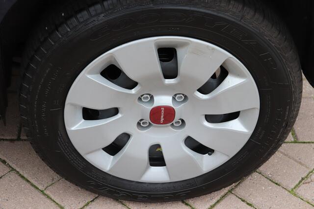 Fiat PANDA 0.9 TwinAir Popstar Automaat. Lage km stand!