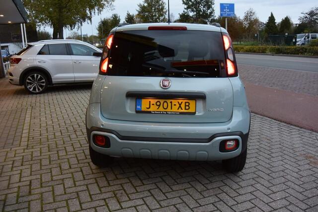 Fiat PANDA 1.0 Hybrid City Cross