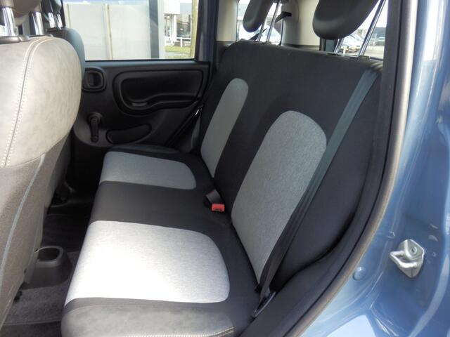 Fiat PANDA Hybrid Cross | Lm-velgen | Apple Carpl. / Andr. Auto |