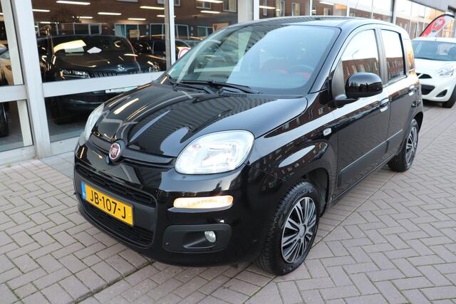 Fiat PANDA 0.9 TwinAir Lounge Automaat. .