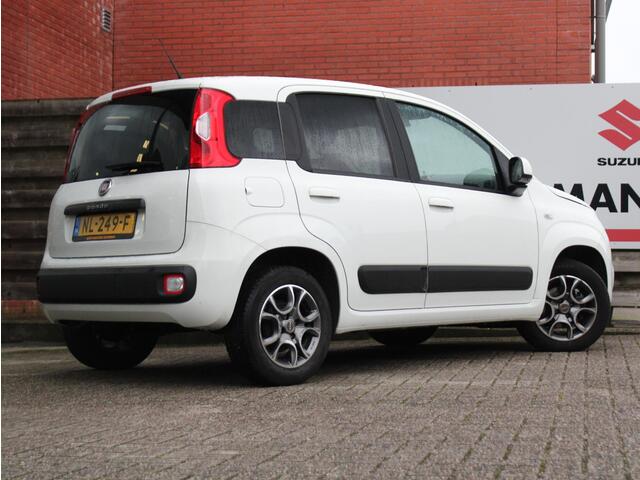 Fiat PANDA 0.9 TwinAir Lounge Automaat Airco, Bluetooth, Radio, Elektrische Ramen Voor,
