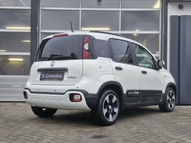 Fiat PANDA 1.0 Hybrid Cross Pandina