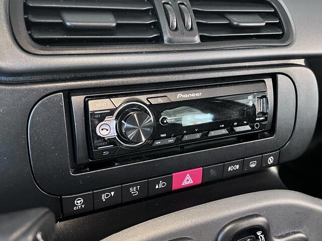 Fiat PANDA 1.0 Hybrid City Cross * 12 mnd BOVAG garantie * RIJKLAARPRIJS !