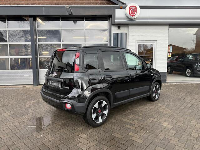 Fiat PANDA 1.0 Hybrid Cross 5 persoons