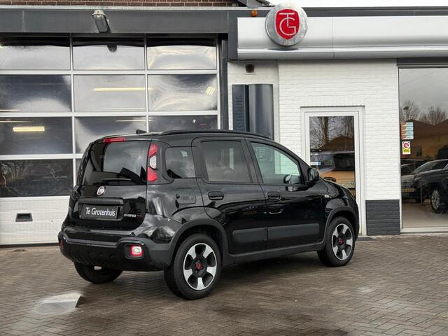 Fiat PANDA 1.0 Hybrid Cross 5 persoons