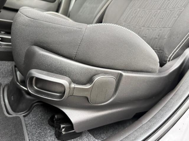 Fiat PANDA 1.0 Hybrid Cross 5 persoons