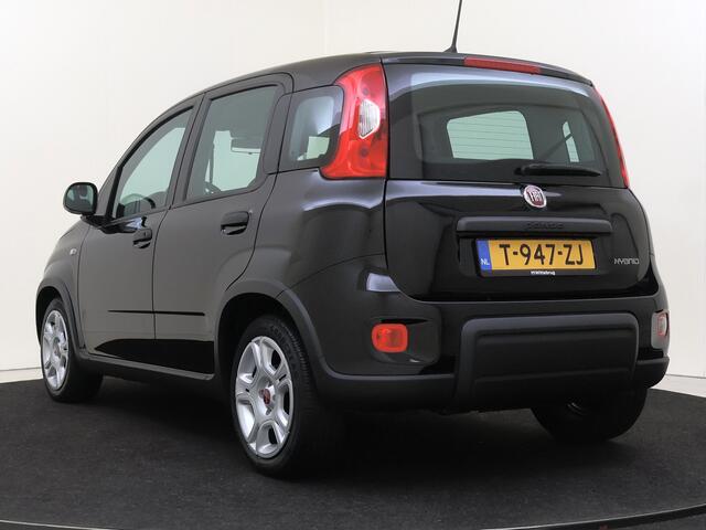 Fiat PANDA 1.0 Hybrid I AIRCO I EL. RAMEN VOOR I CENTRALE DEURVERGRENDELING IU HOGE ZIT EN MAKKELIJK IN EN UIT STAPPEN I 4 DEUREN I