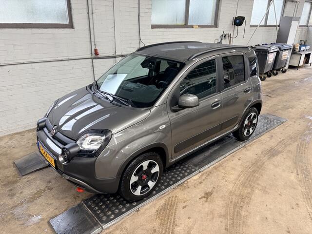 Fiat PANDA 1.0 Hybrid Cross Navigatie Carplay Clima DAB 16dkm Nap PDC