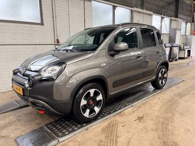 Fiat PANDA 1.0 Hybrid Cross Navigatie Carplay Clima DAB 16dkm Nap PDC