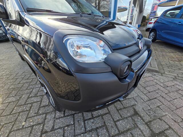 Fiat PANDA 1.0 Hybrid City Cross