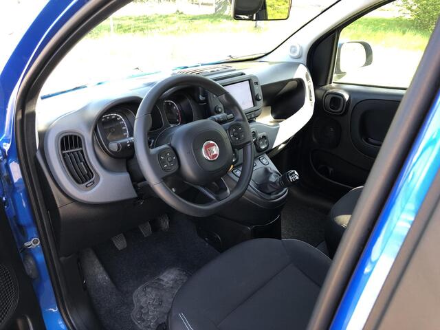 Fiat PANDA 1.0 Hybrid Cross CLIMATE|APPLE/ANDROID|5-PERSOONS|BLUETOOTH