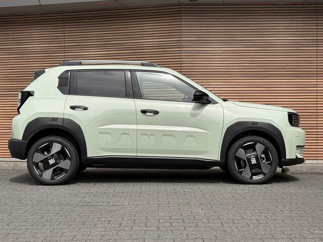 Fiat PANDA Grande La Prima 11 kW 44 kWh Pack Winter / Camera / Navigatie