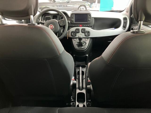 Fiat PANDA 1.0 70 Hybrid Garmin
