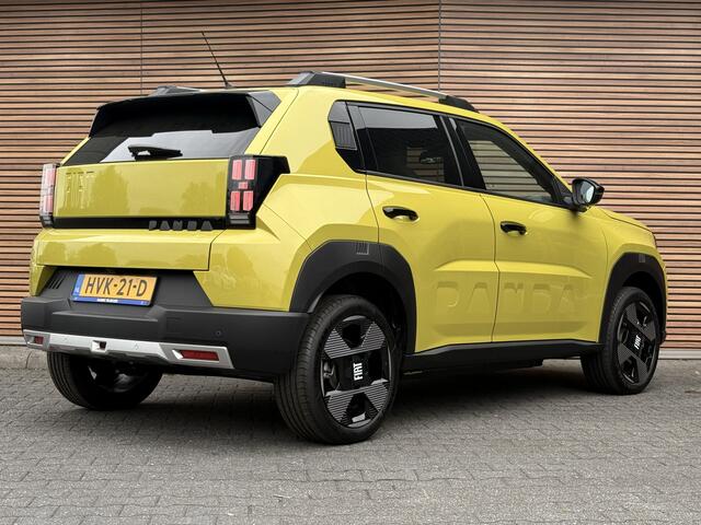 Fiat PANDA Grande La Prima 11 kW 44 kWh Winterpakket / Camera / Navigatie / Fietsendrager