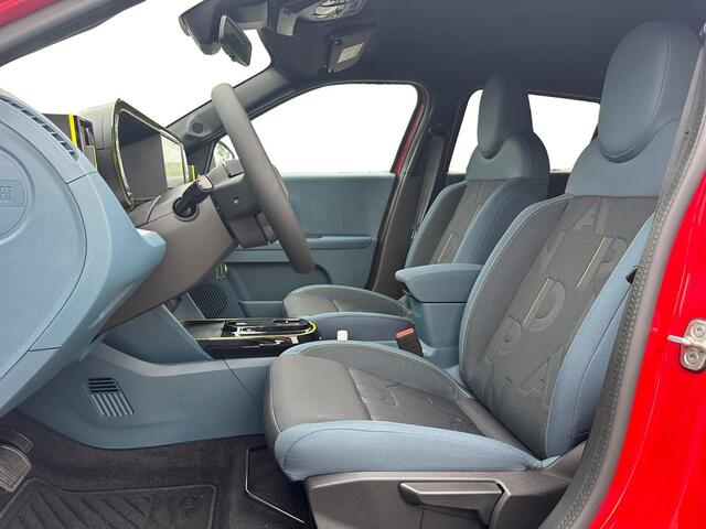 Fiat PANDA Grande ICON 1.2 Hybrid 110pk | STYLE PACK | APPLE CARPLAY / ANDROID AUTO | NAVI | PARKEERHULP V+A |