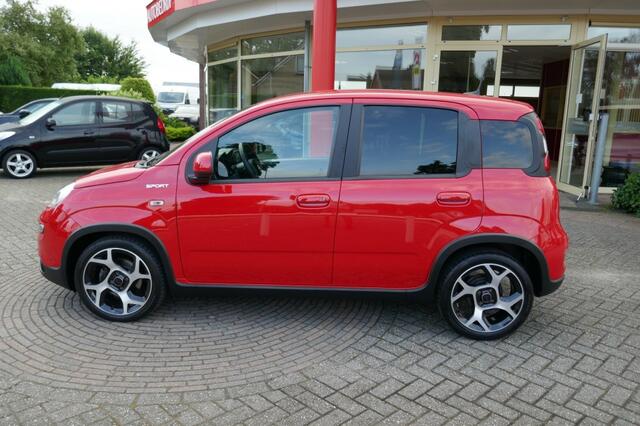 Fiat PANDA 1.0 HYBRID SPORT WINTERPAKKET/APPLE CARPLAY/CRUISE