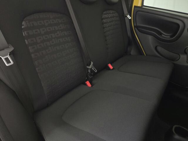 Fiat PANDA 1.0 Hybrid Pandina | Airconditioning | Apple-Android | Parkeersensoren | 5-Persoons