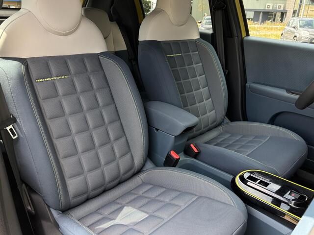Fiat PANDA Grande 1.2 Hybrid La Prima | Apple-Android | Parkeercamera | Climate Control