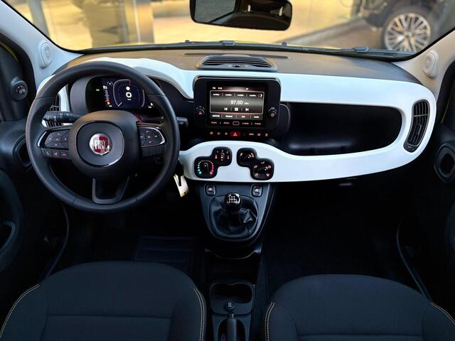 Fiat PANDA 1.0 Hybrid Pandina | Carplay | Airco | Cruise Control | Parkeersensoren