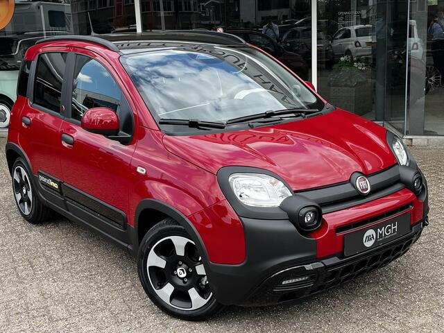 Fiat PANDA 1.0 Hybrid Pandina | Airco | Apple-Android | RED