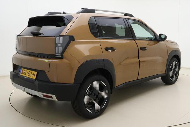 Fiat PANDA Grande La Prima 11 kW 44 kWh | DEMO | 8 Jaar garantie | Navigatie | Climate control | Stoel & Stuurverwarming | Dakrails | Extra getint glas