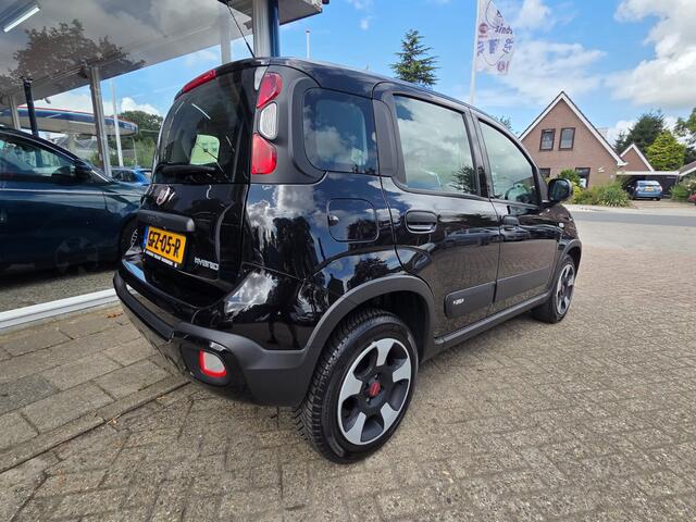 Fiat PANDA 1.0 Hybrid City Cross