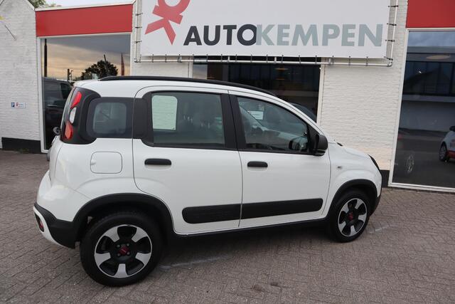 Fiat PANDA 1.0 HYBRID CITY CROSS 1E EIGENAAR|CARPLAY|CLIMATE|ZEER STOERE PANDA!
