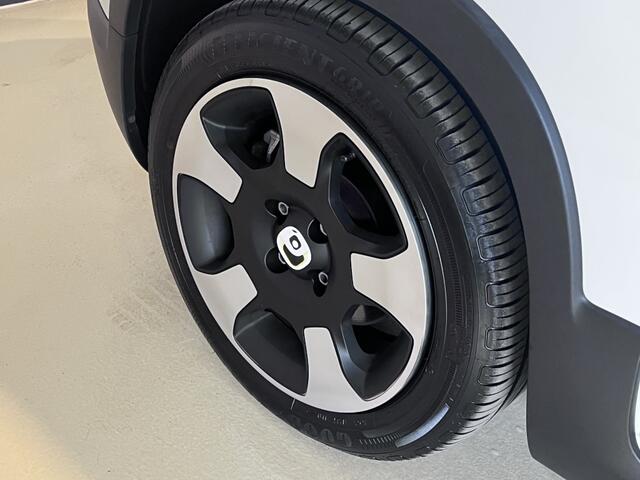 Fiat PANDA 1.0 Hybrid Pandina * 12 mnd BOVAG garantie * RIJKLAARPRIJS !
