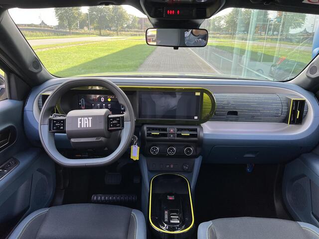 Fiat PANDA Grande 1.2 Hybrid ICON | 8 Jaar garantie | Carplay | Dakrails | Lichtmetalen velgen | LED koplampen