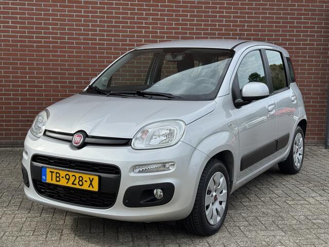 Fiat PANDA 0.9 TwinAir Lounge AUTOMAAT AIRCO TREKH BLUETOOTH NL AUTO