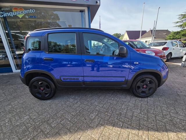 Fiat PANDA 1.2 cross 5 pers..