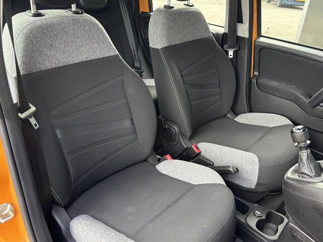 Fiat PANDA 1.0 Hybrid City Life | Apple-Android | Parkeersensoren | Onderhoud compleet