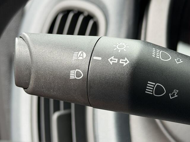 Fiat PANDA 1.0 Hybrid 70 PK Cross | Carplay | PDC | DAB | 5 zits