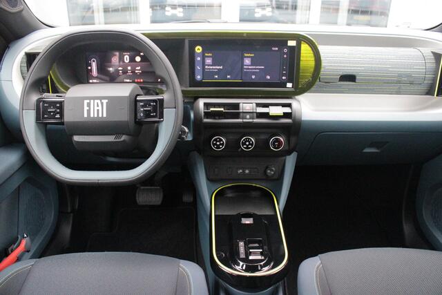 Fiat PANDA Grande 1.2 Hybrid 110PK AUTOMAAT ICON | PACK STYLE: 16" LICHTMETALEN VELGEN HOOGGLANS ZWART, DAKRAILS ZWART, EXTRA GETINTE ACHTERRUITEN, IN HOOGTE VERSTELBARE PASSAGIERSSTOEL, MIDDENARMSTEUN, STYLE VOOR EN ACHTERBUMPER, STYLE DASHBOARD) | CRUISE CONTROL | DAB+ RADIO | APPLE CARPLAY/ANDROID AUTO |