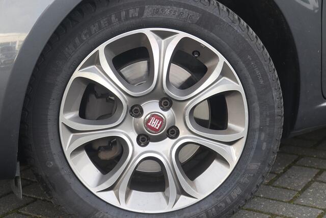 Fiat PUNTO Evo BWJ 2018 1.3 MultiJet Sempre 90 PK CLIMA / CRUISE / NAVI / LMV / PDC