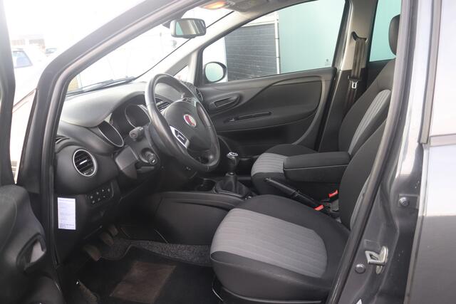 Fiat PUNTO Evo BWJ 2018 1.3 MultiJet Sempre 90 PK CLIMA / CRUISE / NAVI / LMV / PDC