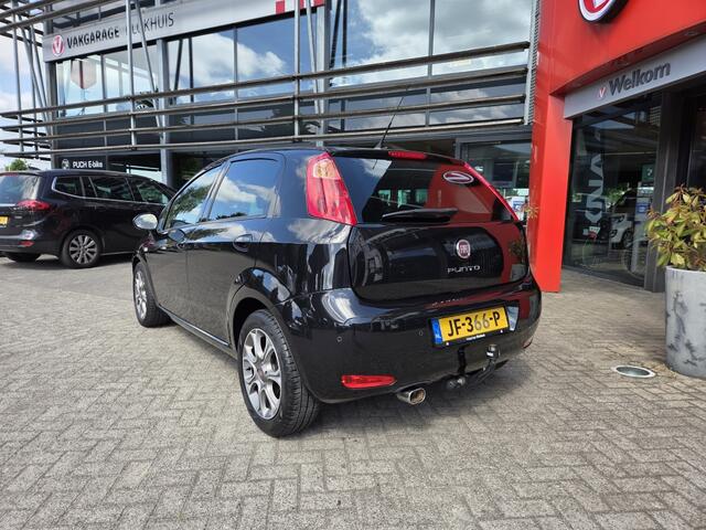 Fiat PUNTO 0.9 TwinAir Lounge | Climate | Trekhaak | PDC