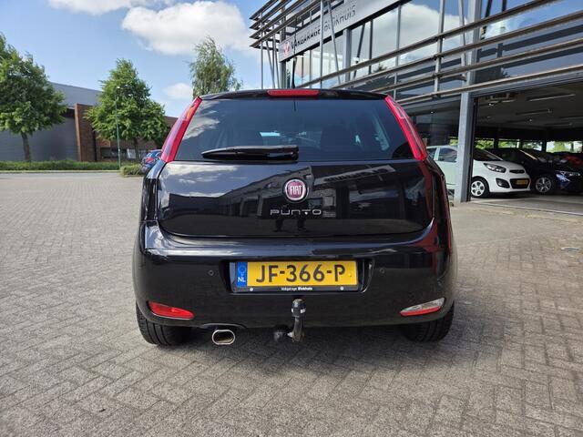 Fiat PUNTO 0.9 TwinAir Lounge | Climate | Trekhaak | PDC